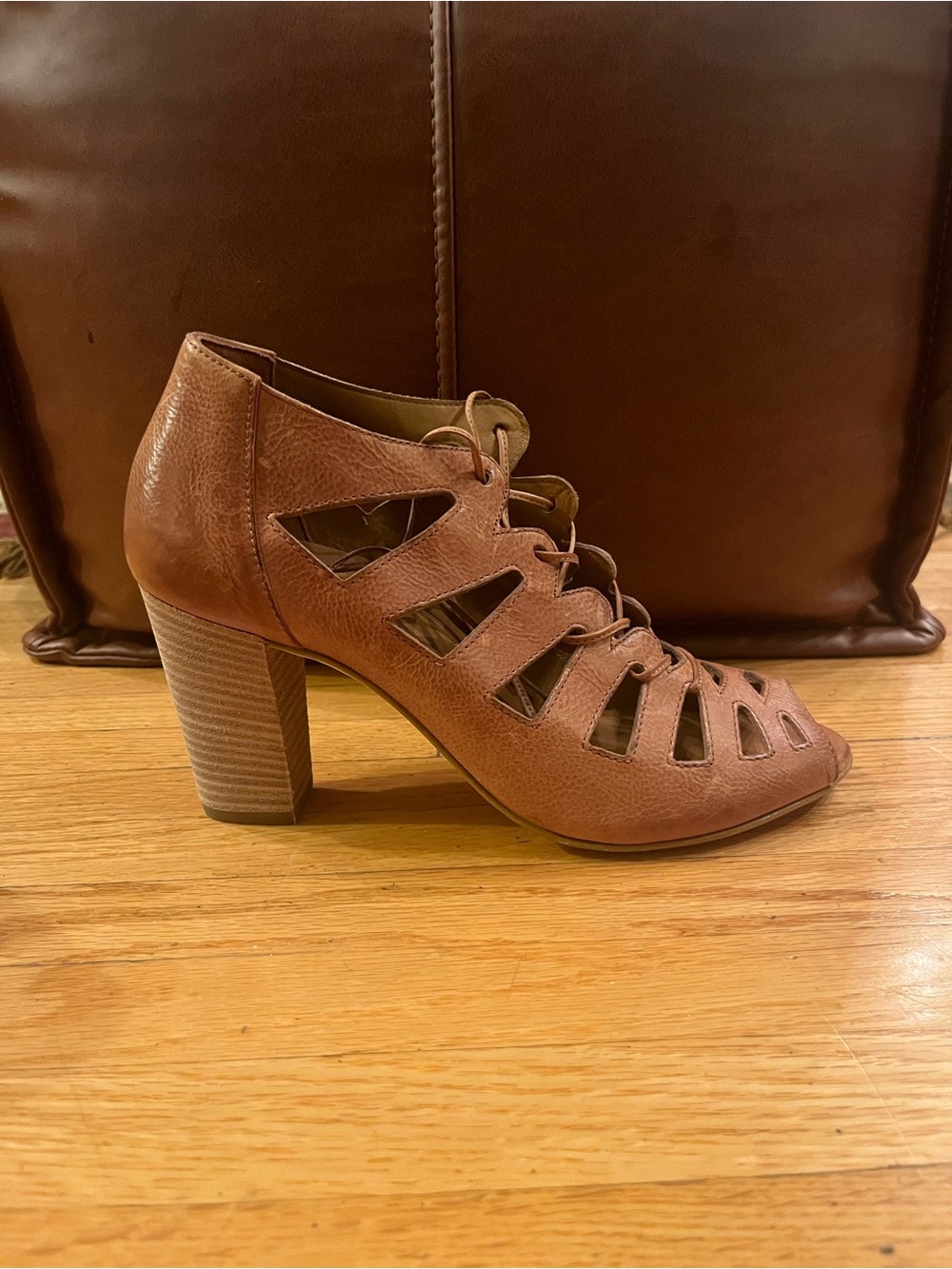 Paul Green - Jansen Lace Up Block Heel Bootie - Size 9